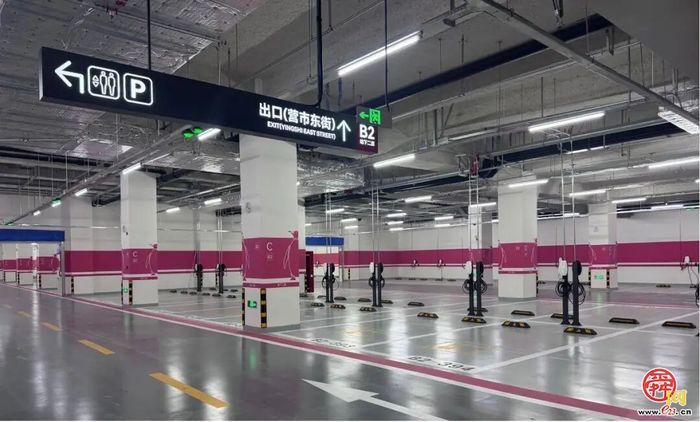 新增1600余个车位 槐苑文化体育公园地下停...