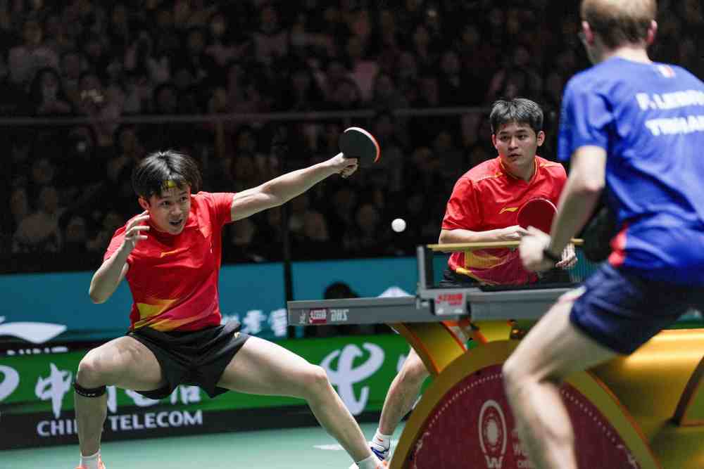 乒乓球混合团体世界杯：中国队六连胜领跑积分榜