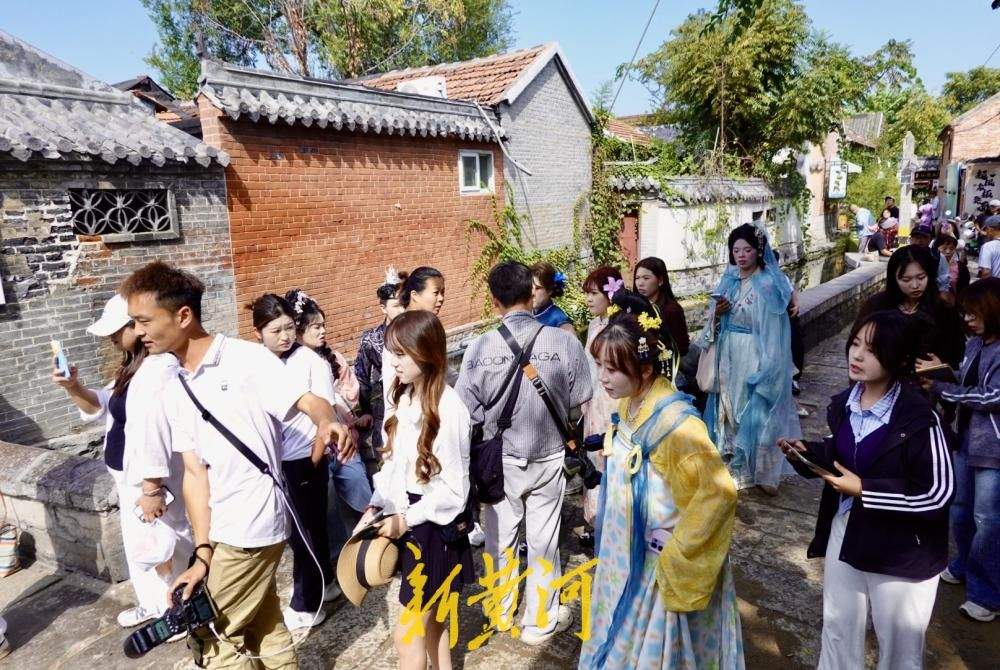 国庆假期旅游火热,泉城网红打卡热门地最吸睛