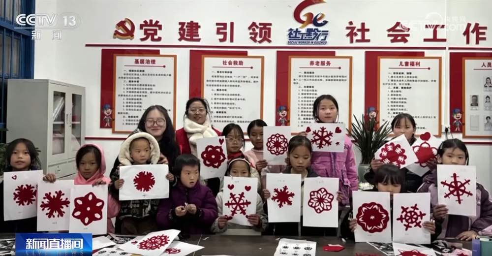 校车、“陪读公寓”“陪读车间”破解乡村教育难题 温暖“求学路”