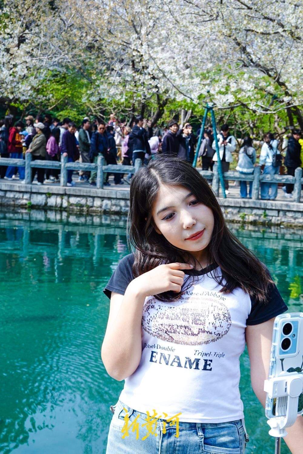 19℃+气温恍如夏，短袖与羽绒服同行