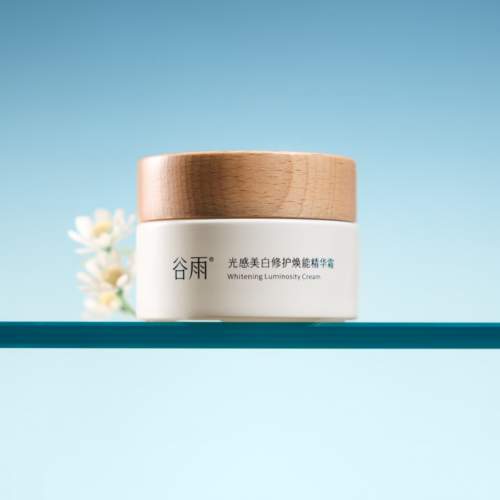 混干皮冬季用什么美白面霜比较好?2025不同肤质适配面霜推荐