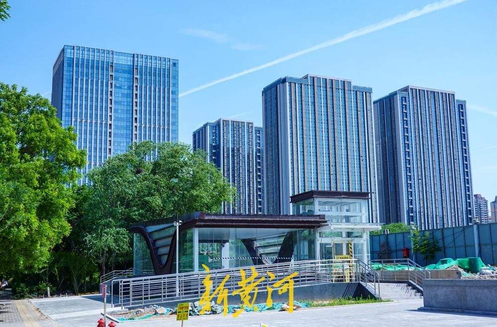 济南地铁6号线中央公园站部分出入口揭开面纱