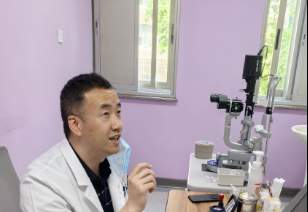 7岁女孩三年做了2次后巩膜加固术