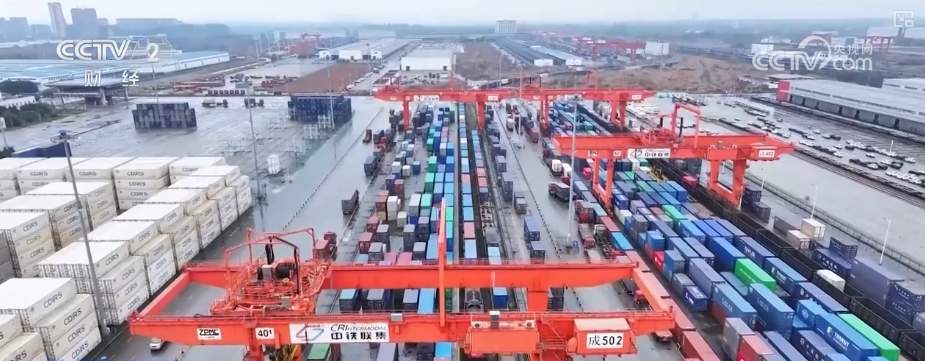 4.05万亿元、8.3%,首次突破!开放通道跑出“新速度”