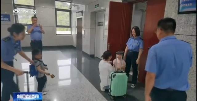 暑期车站客流大 这份儿童出行安全指南请收藏