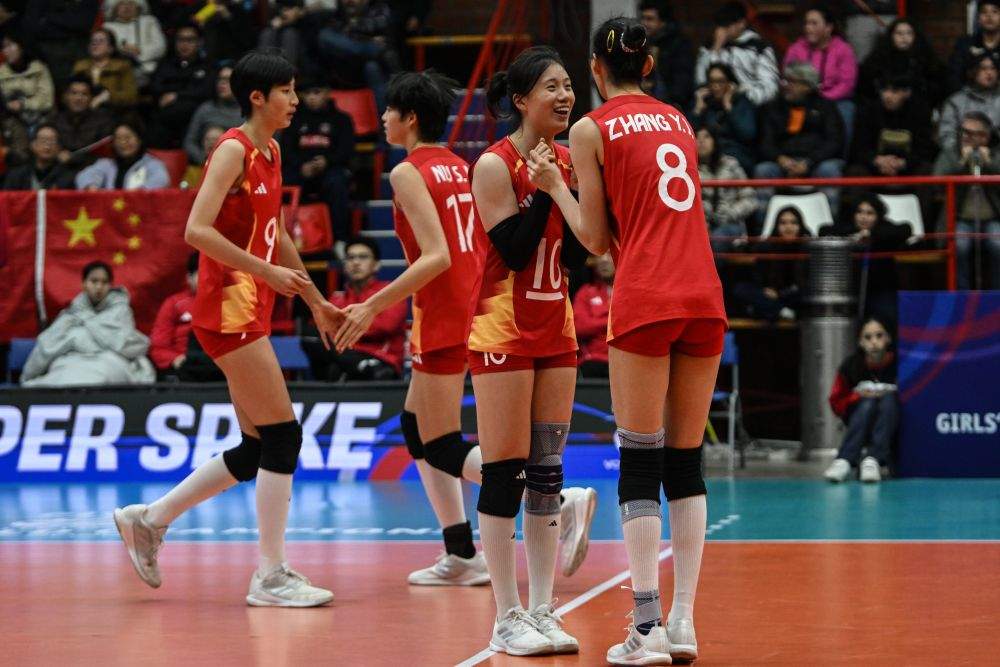 U17女排世锦赛：中国队五连胜晋级16强