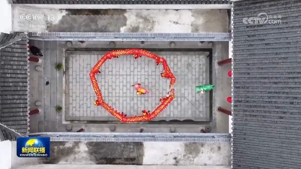 各地丰富多彩活动迎新春