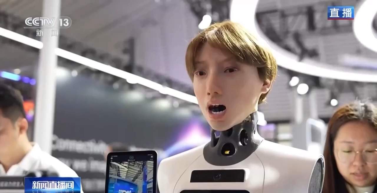 智能眼镜成摄像装备 在乌镇感受AI新应用