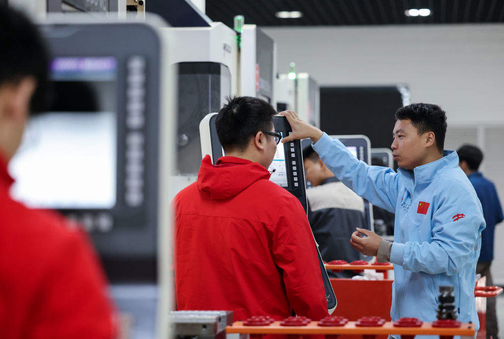 中国经济面面观｜世赛赛场上的“中国技能”