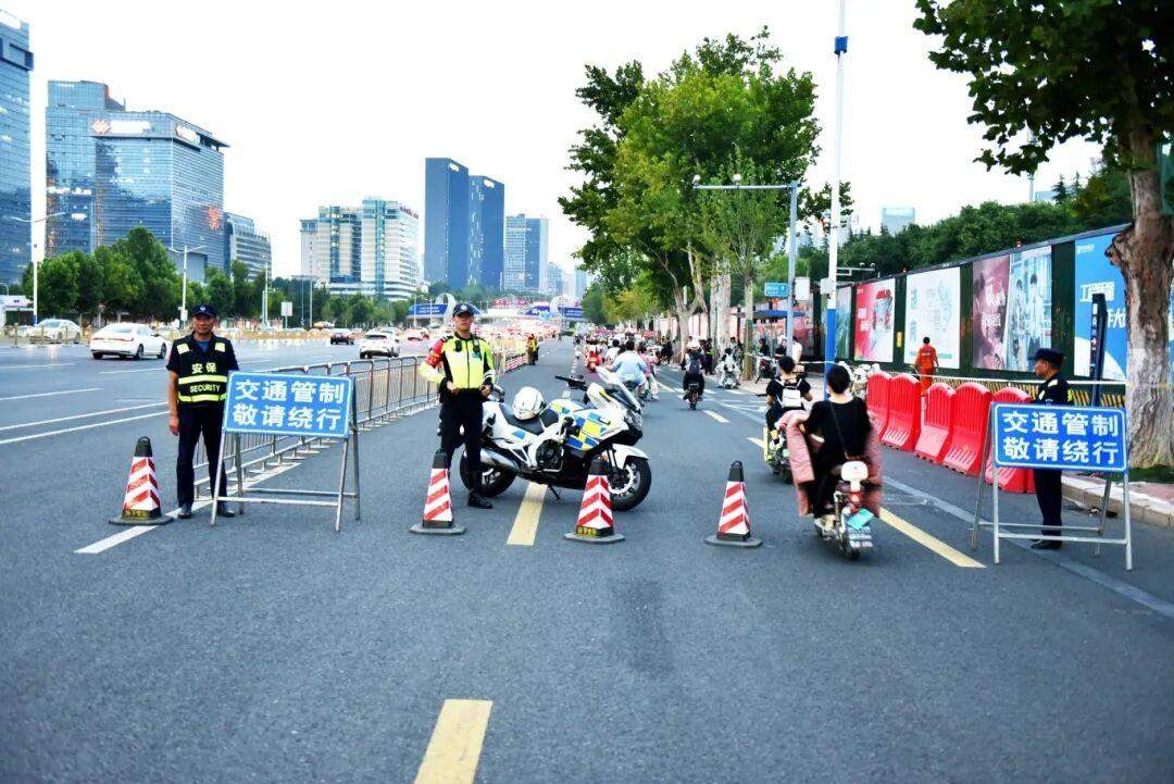 济南交警发布演出活动交通出行安全提示