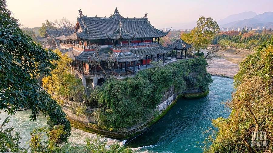 时政新闻眼丨从中法元首会晤的四个“特殊”，读懂大国相处之道