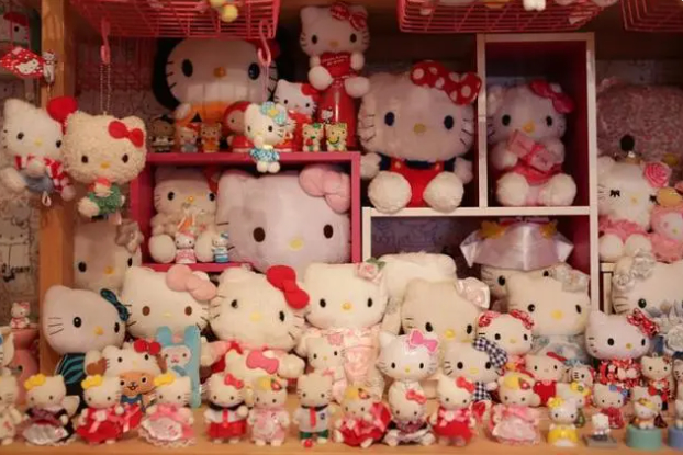 被误会半世纪 Hello Kitty是人不是猫 1974年诞生已50岁