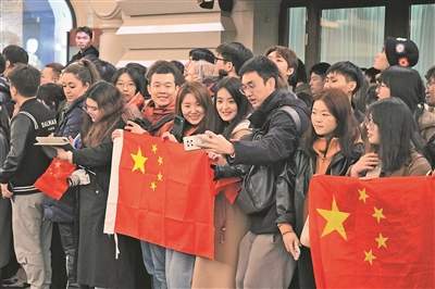铭记二战历史 传承深厚友谊