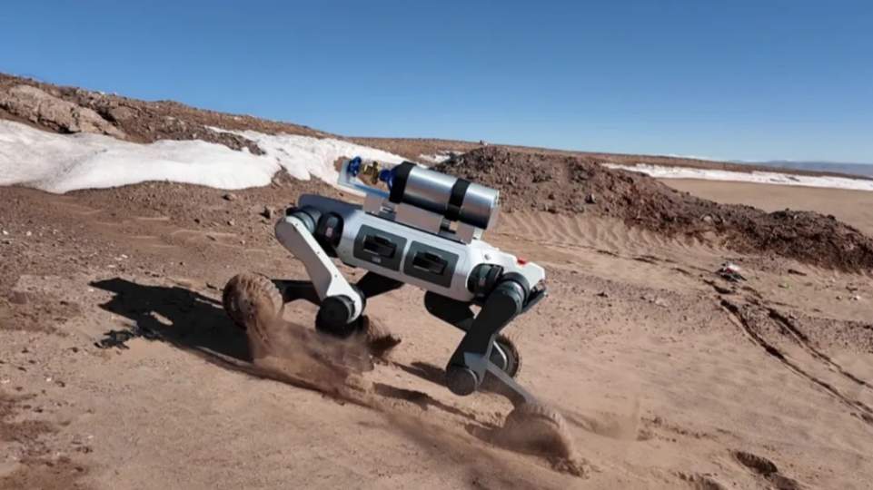 突破低温运行极限：山猫M20轮足机器人完成呼伦贝尔-30℃环境测试