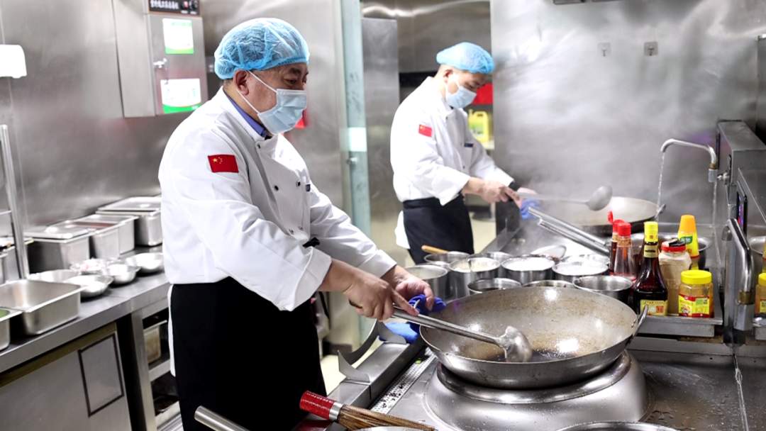 山东这个高铁站，今年送出外卖破百万单！