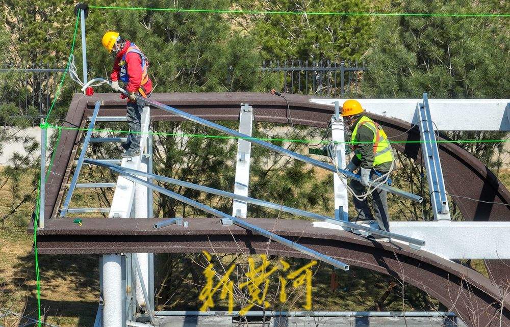 轨道交通4号线地下车站出入口初露端倪