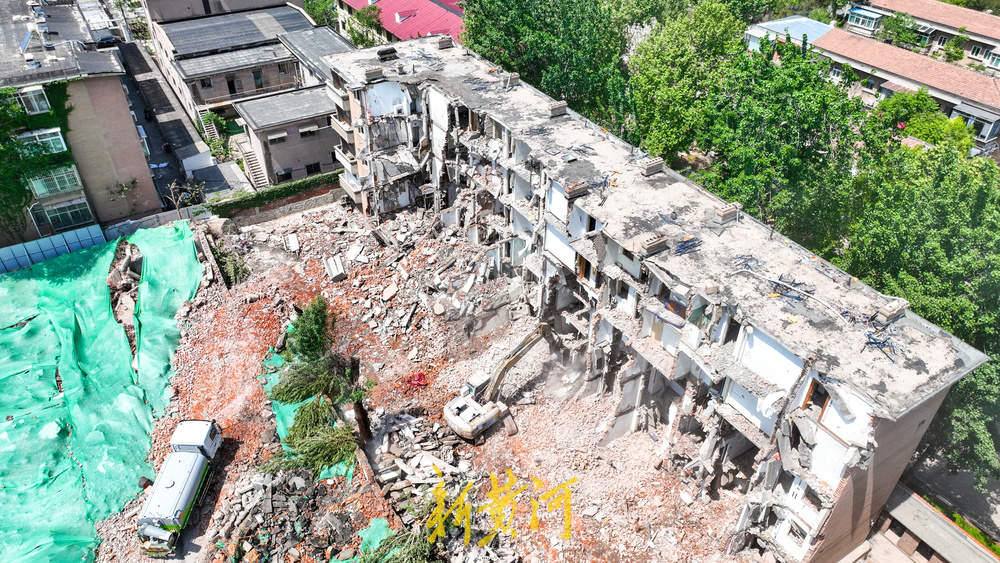 济南东郊饭店最后一座老楼谢幕 解放路北侧旧城改造进入新阶段