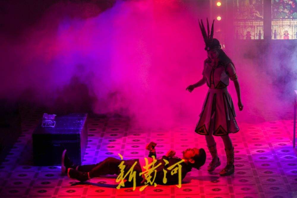 悬疑戏剧《切西娅》惊艳上演，泉城观众沉浸式体验“剧院版罗生门”