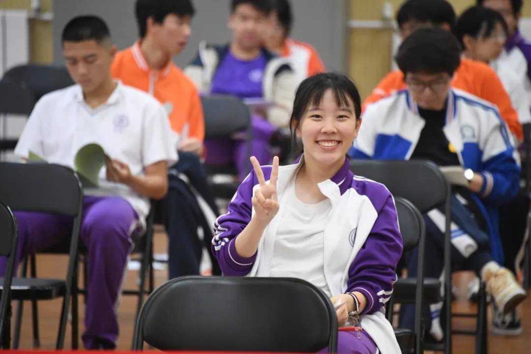 嚯！今天送考名场面，来了