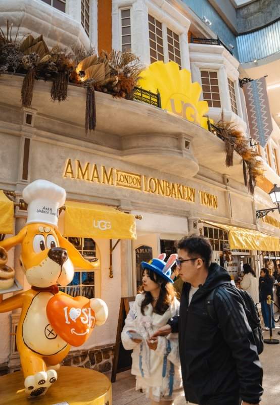 上海圣诞购物商圈推荐：新天地冰雪慢游奇遇必打卡