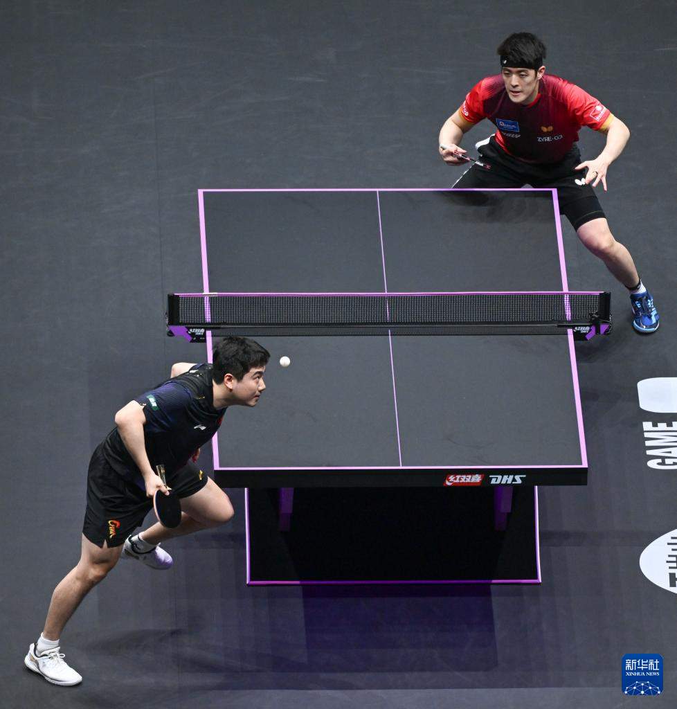 乒乓球——WTT重庆冠军赛：梁靖崑无缘男单八强