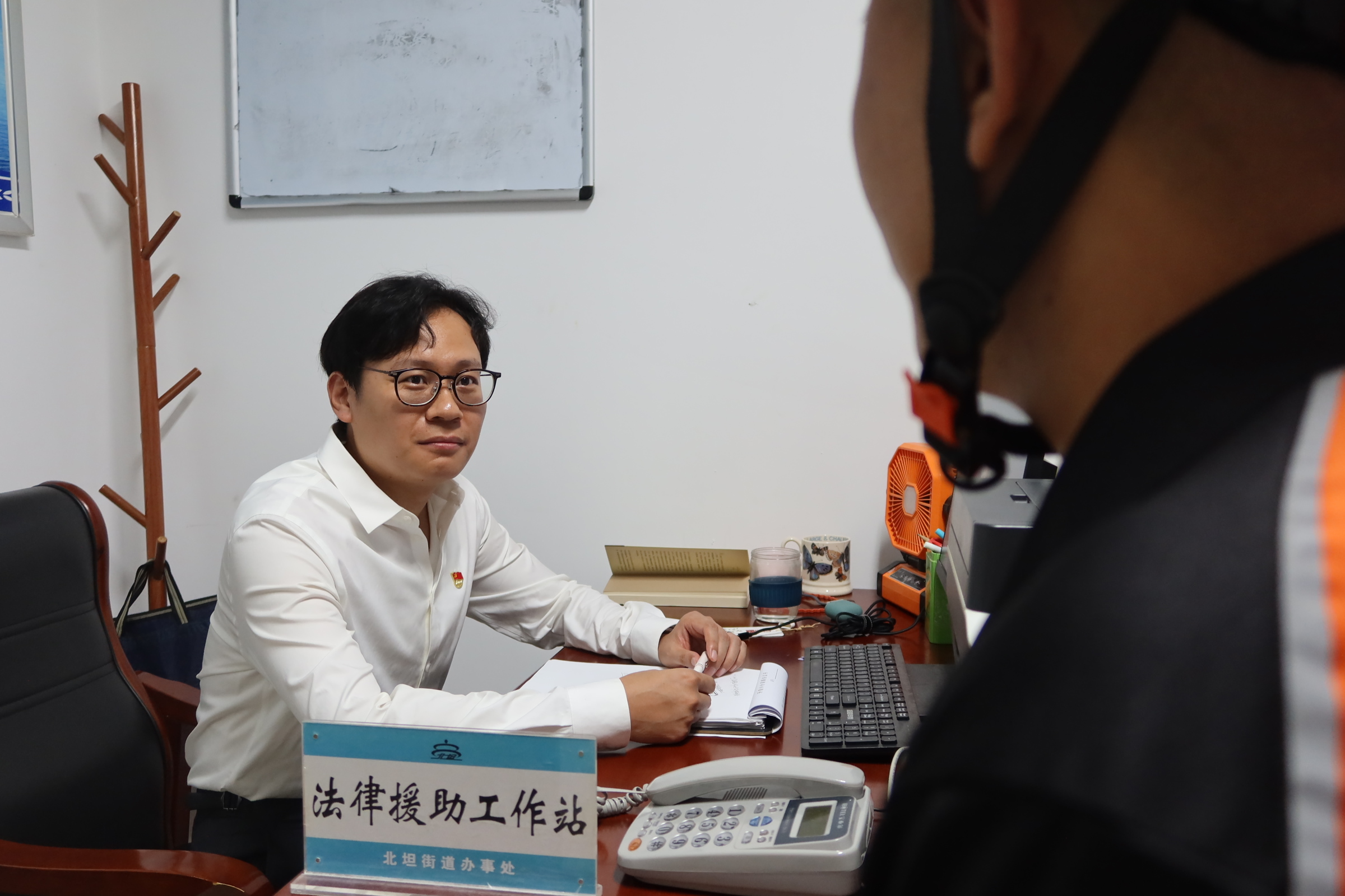 融媒·先锋丨读懂骑手的“夜”