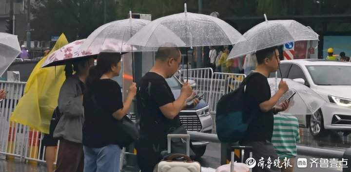 未来七天济南多降雨天气，最高气温32℃左右