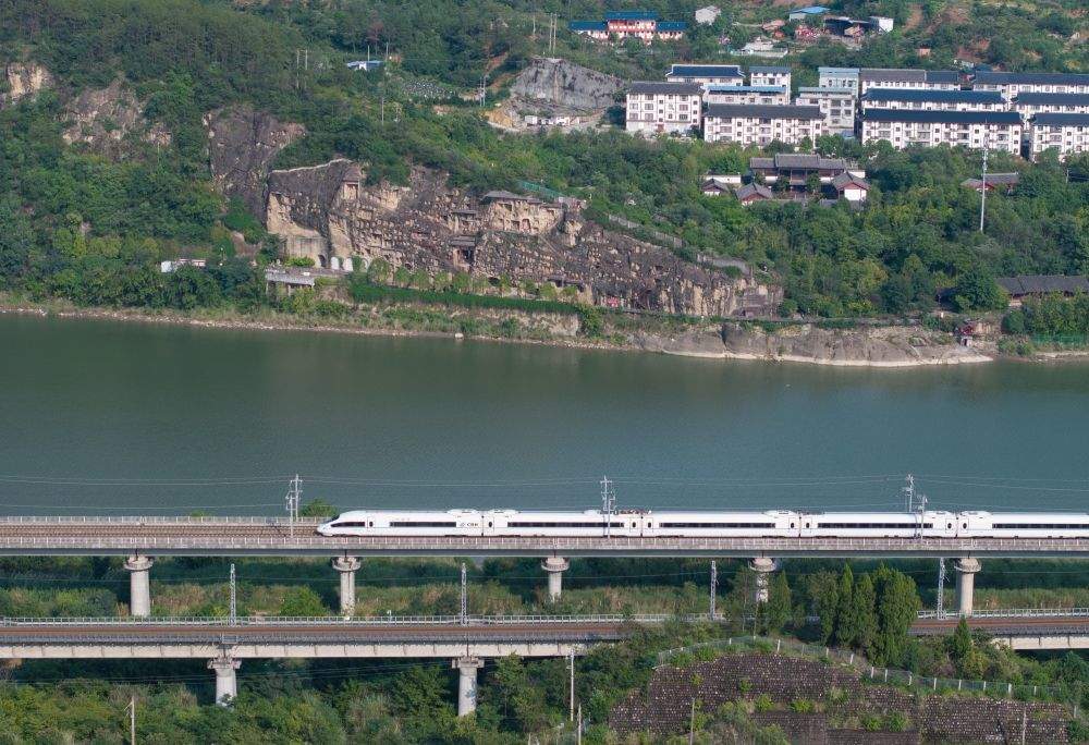 镜观·回响｜巴风蜀韵承古脉 千年文华耀西川