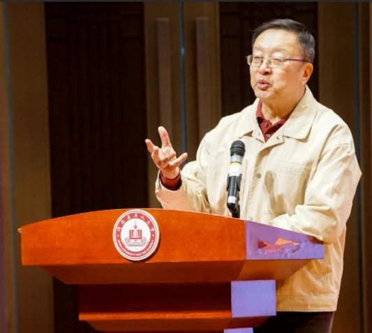 “银龄健康守护行动”正式启动，全国首个“银龄健康护照”发布