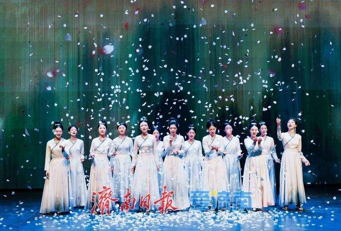 趵眼｜不止于泉！济南文旅的“破圈”与“共生”