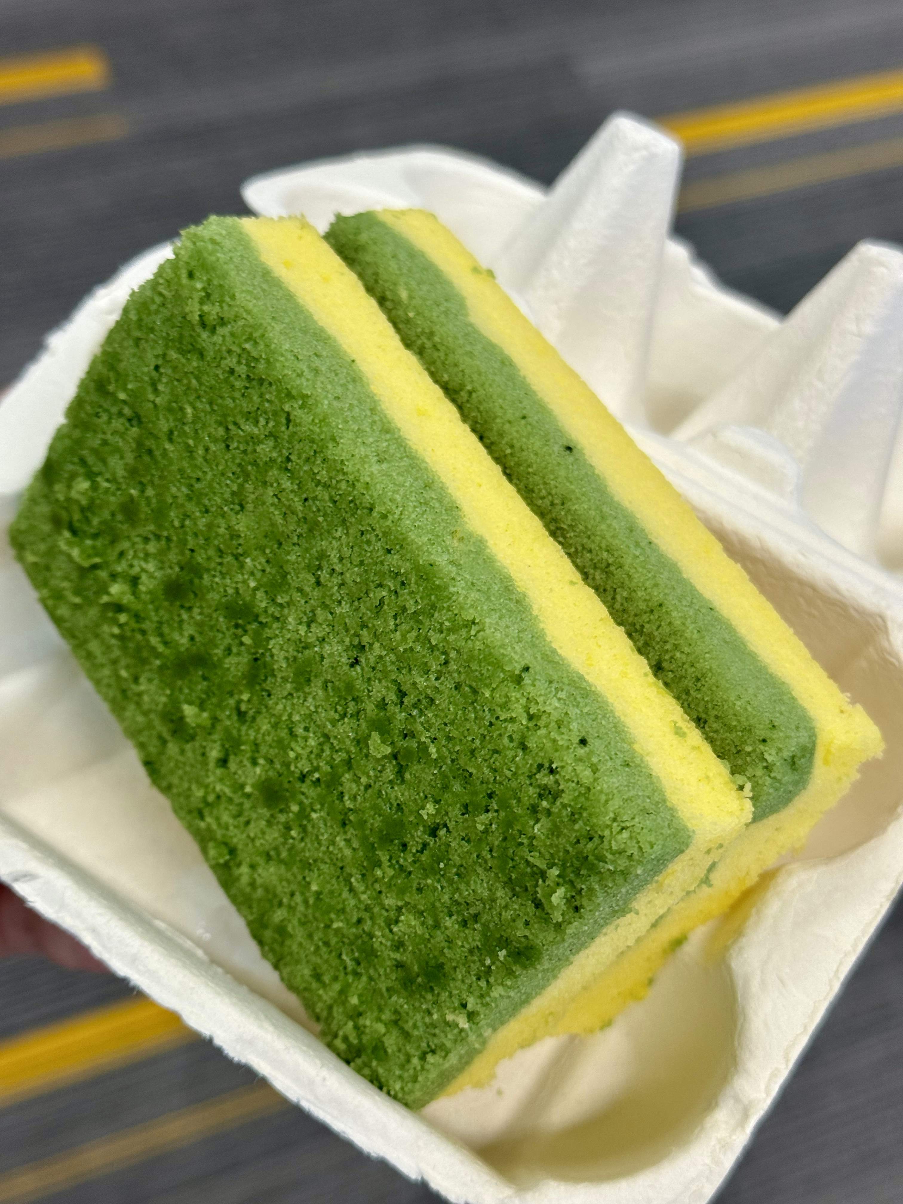 桃李面包新品百洁布蛋糕：以趣味设计融合经典工艺，打造社交烘焙新体验