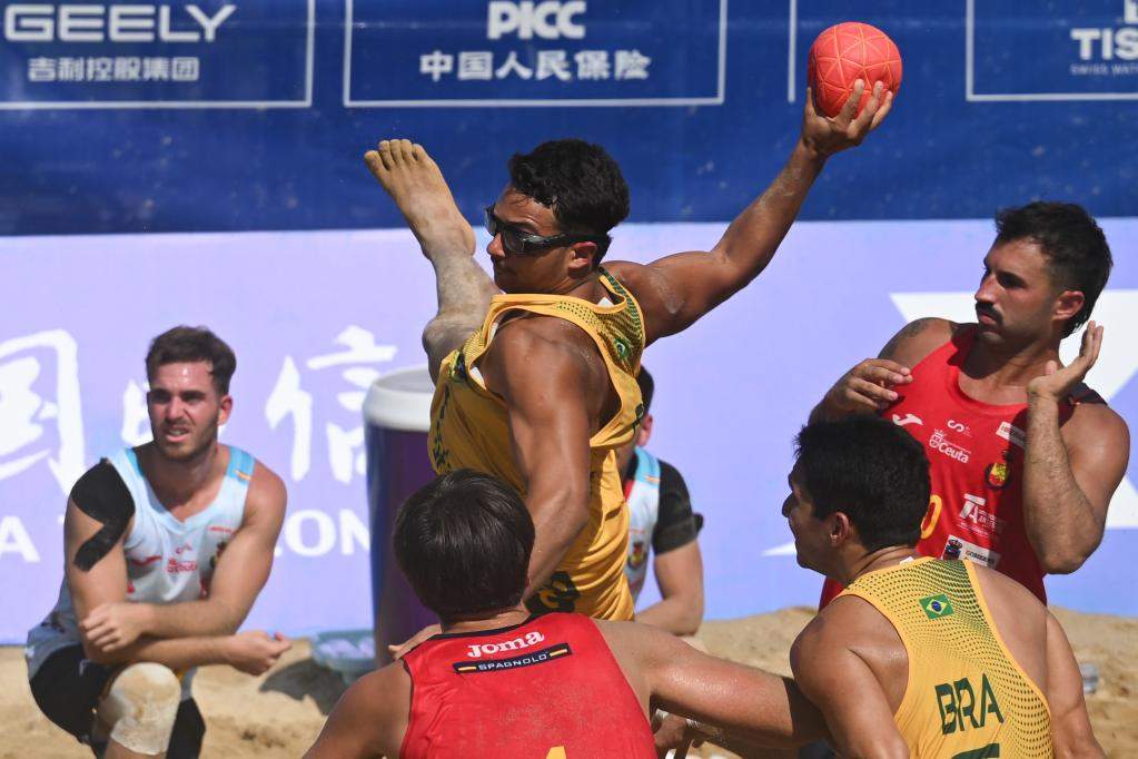 “潮”玩亚沙：那些小众又“上头”的沙滩运动