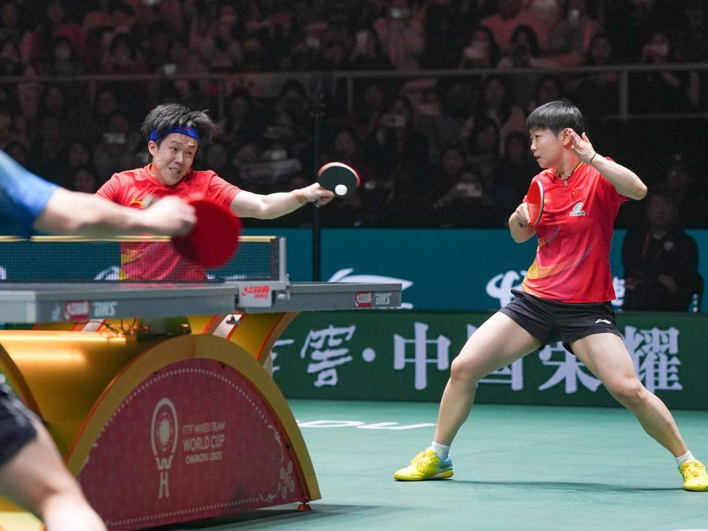 2025国际乒联混合团体世界杯成都开幕 中国队迎来“开门红”