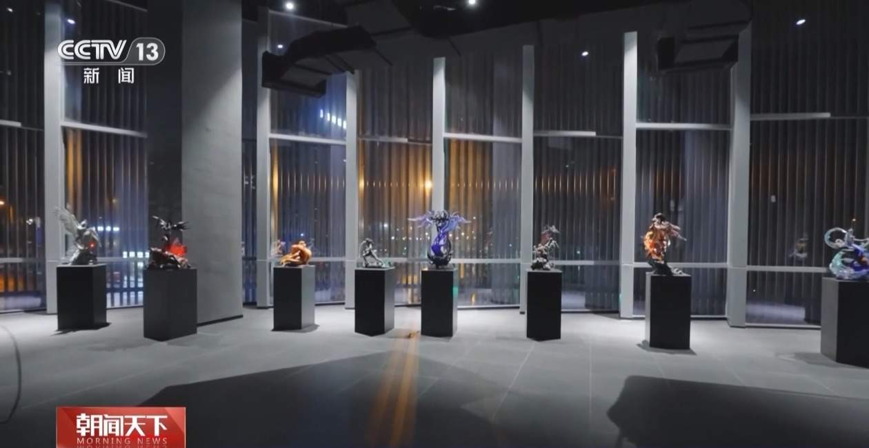 小“周边”带来大生意 影视热带火文化产业投资