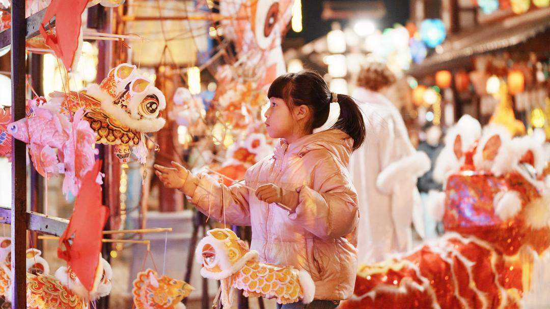 新春走基层丨万马奔腾 雅俗同喜乐