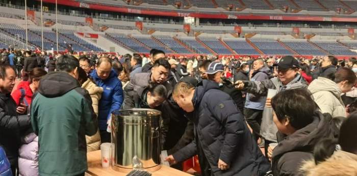 当刀郎山歌遇见泉城暖意：一场演唱会里的“好客”答卷