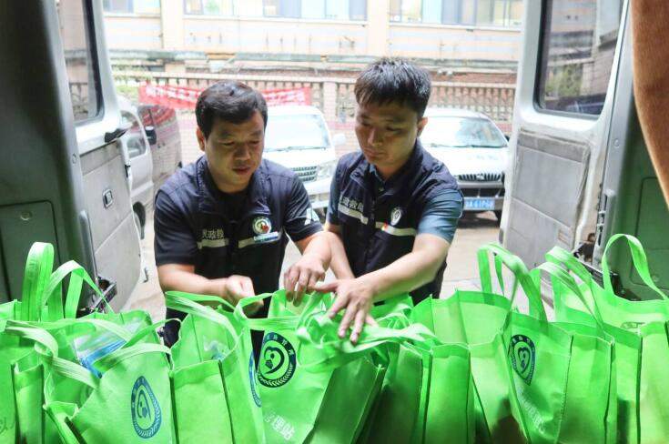 融媒·先锋丨“党旗红”引领“救助蓝”