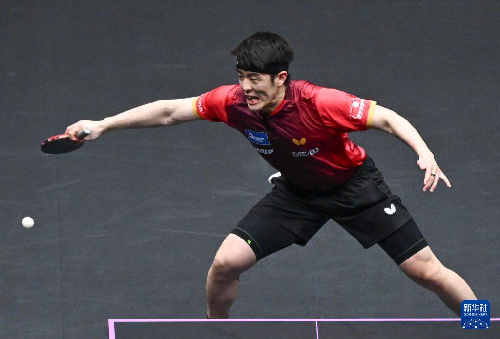 乒乓球——WTT重庆冠军赛：梁靖崑无缘男单八强