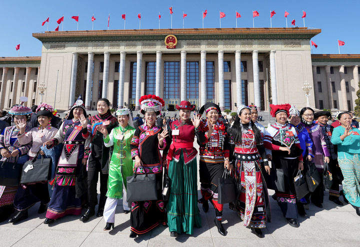 “每一位妇女都是时代的书写人、追梦的奋斗者”——以习近平同志为核心的党中央引领推动新时代妇女事业发展和妇联工作纪实