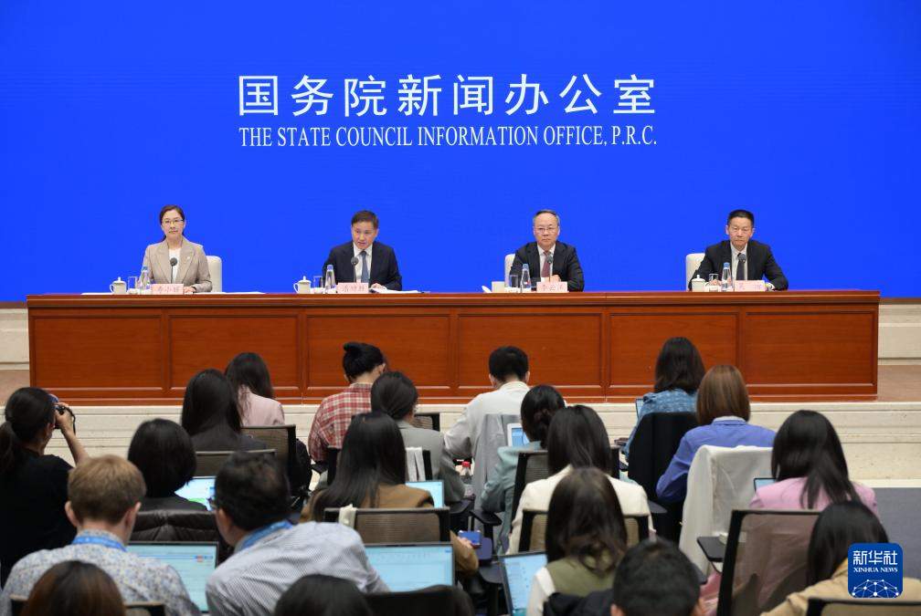 金融部门打出重磅“组合拳” 释放稳市场稳预期强信号