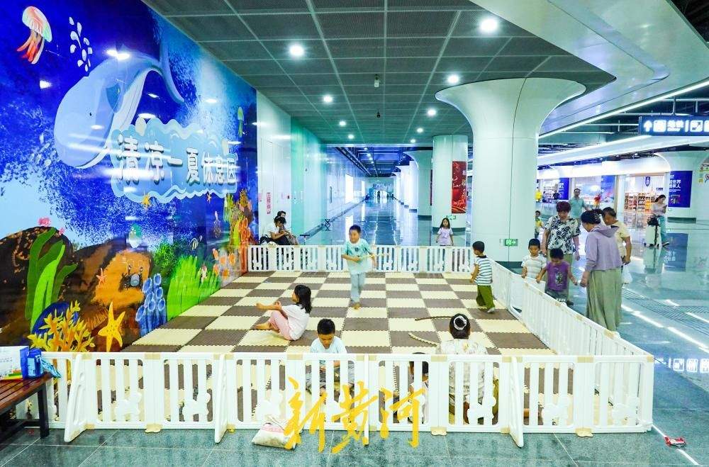 地下通道变身“遛娃宝地”，清凉空间受泉城市民热捧