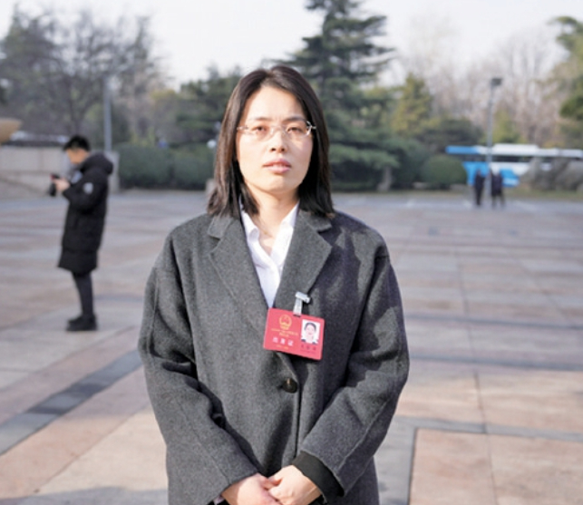 省人大代表胡雪倩:推动分级诊疗落地 建立省级转诊审核与协调中心