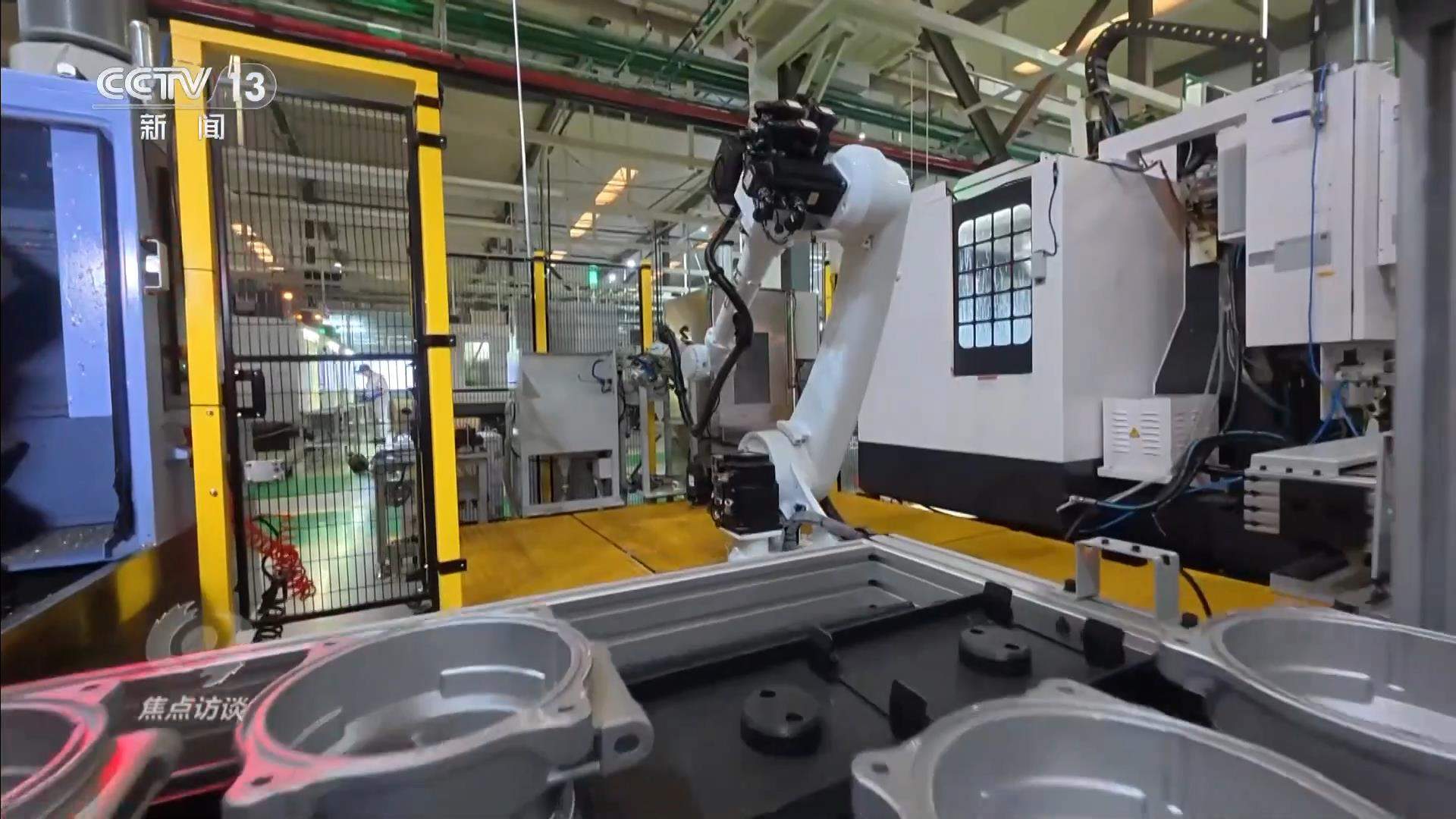 焦点访谈｜政策组合拳助力设备更新 中国制造业迈向新阶段