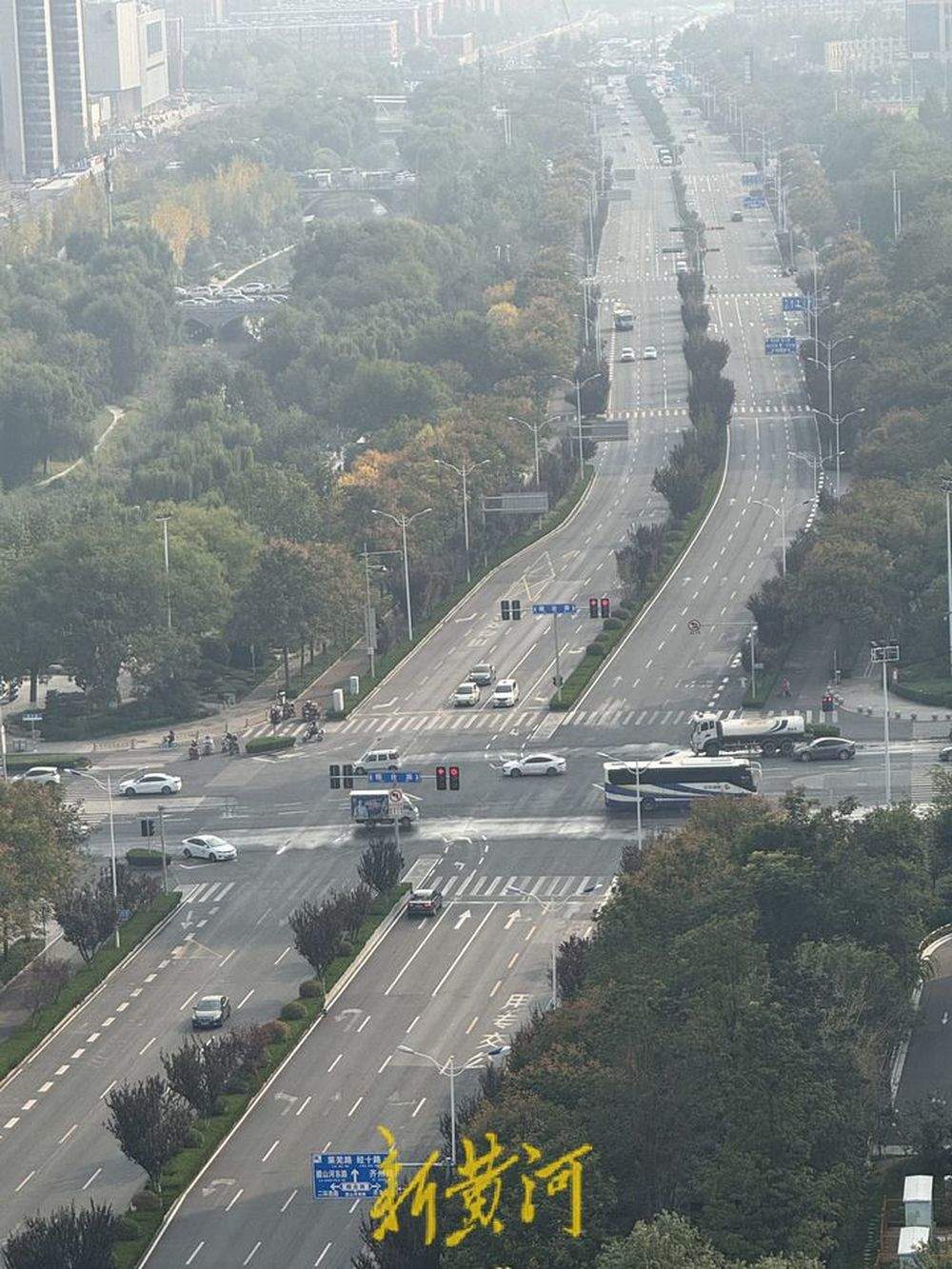 腊山河西路有公交专用道却无公交，济南公交：将调研完善填补线路空白