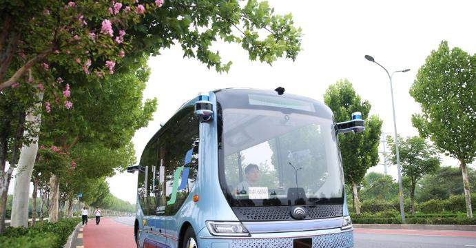 济南无人驾驶路测将有“法”可依 发文征求意见：车速不超15km/h，保额不低于300万元