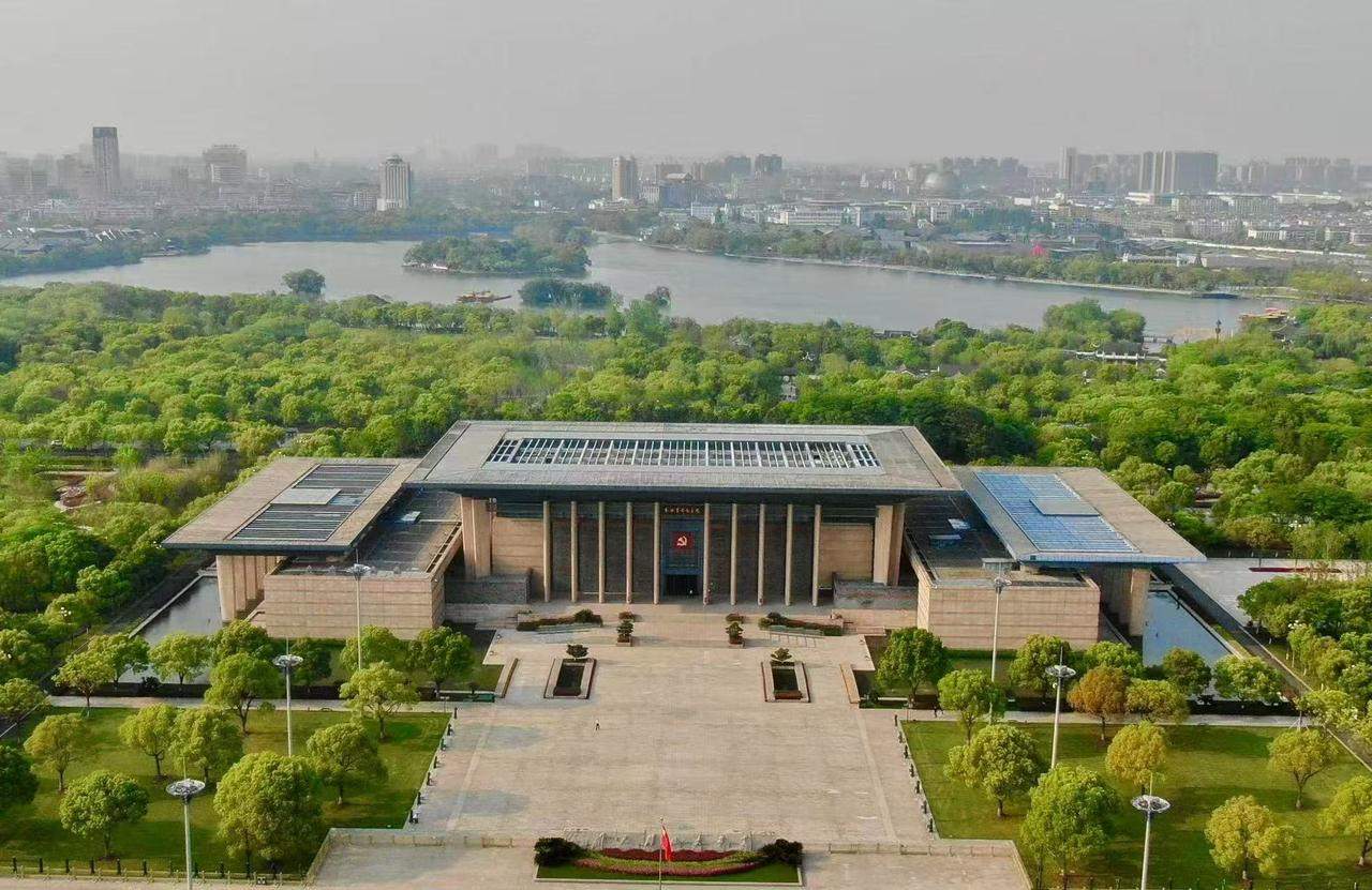 第一视点丨时代变迁 精神永恒——写在“红船精神”提出20周年之际