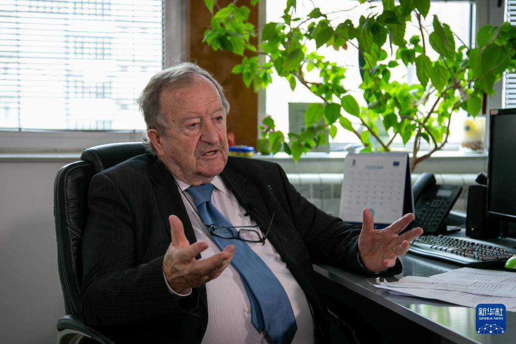 专访｜关注中国两会，借鉴中国经验——访塞尔维亚贝塔通讯社社长迪克利奇