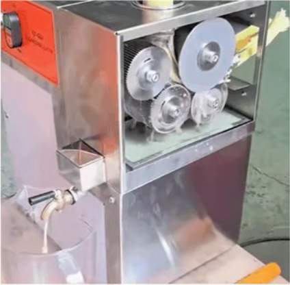 看完不敢喝了!这种街头饮品,千万别随便买!