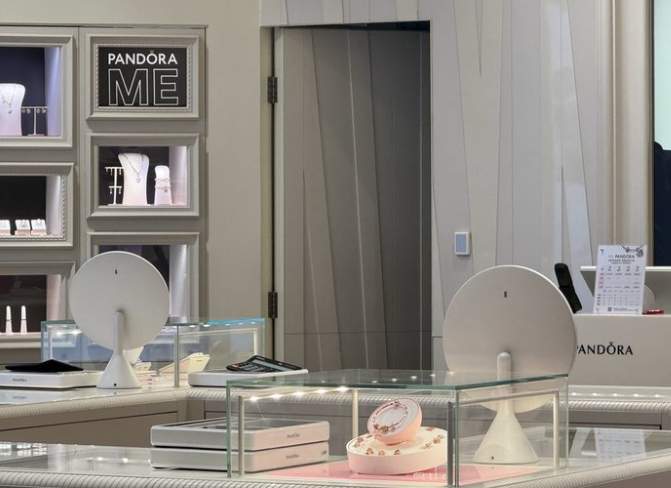 曾经那么火，如今在济仅剩一家店，潘多拉“魔法”咋不灵了?